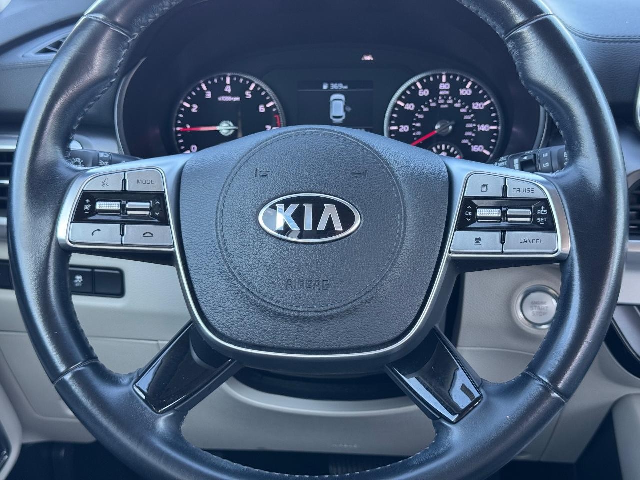 Kia Telluride Vehicle Full-screen Gallery Image 13