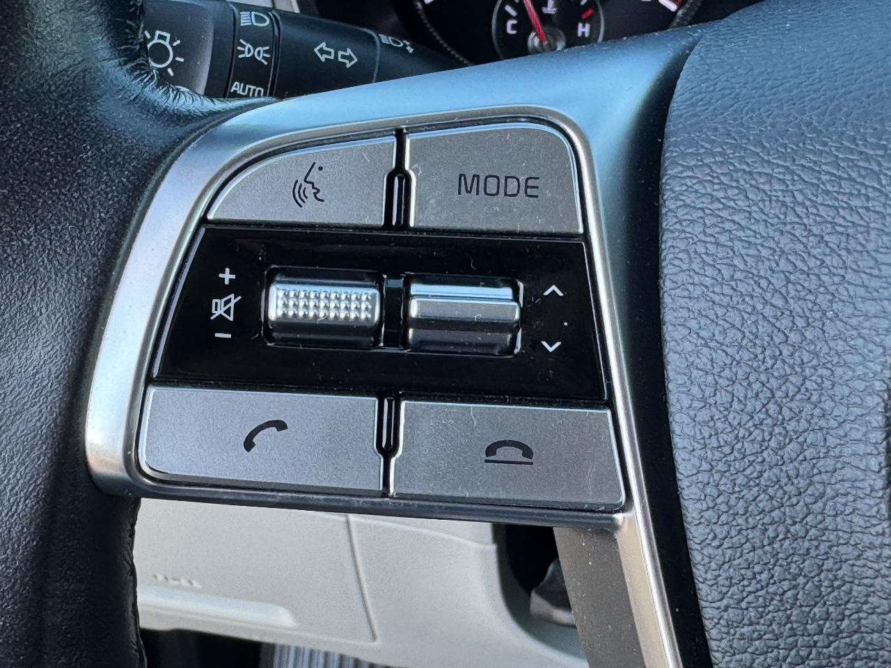 Kia Telluride Vehicle Full-screen Gallery Image 21