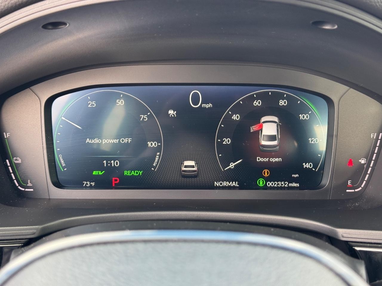 Honda Civic Sedan Hybrid Vehicle Full-screen Gallery Image 19