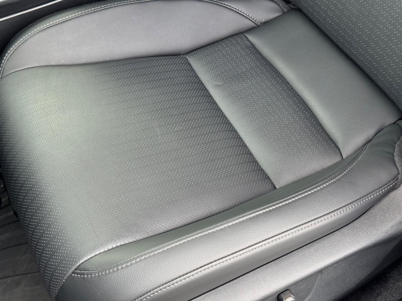 Honda Civic Sedan Hybrid Vehicle Full-screen Gallery Image 26