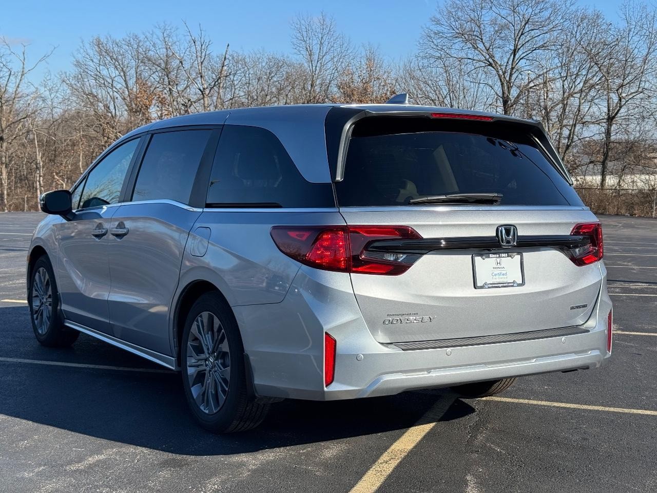 Honda Odyssey Vehicle Full-screen Gallery Image 06