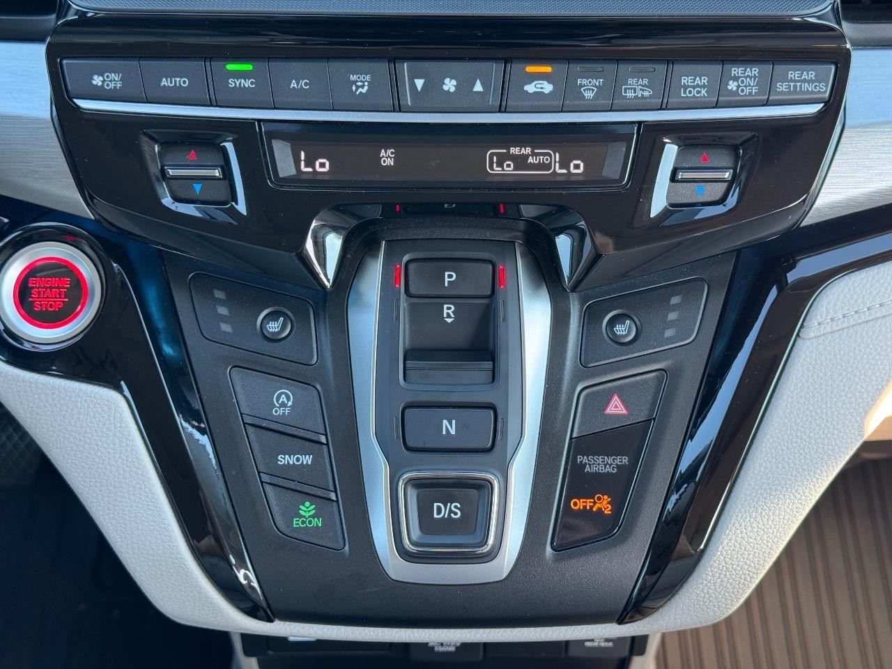 Honda Odyssey Vehicle Full-screen Gallery Image 15