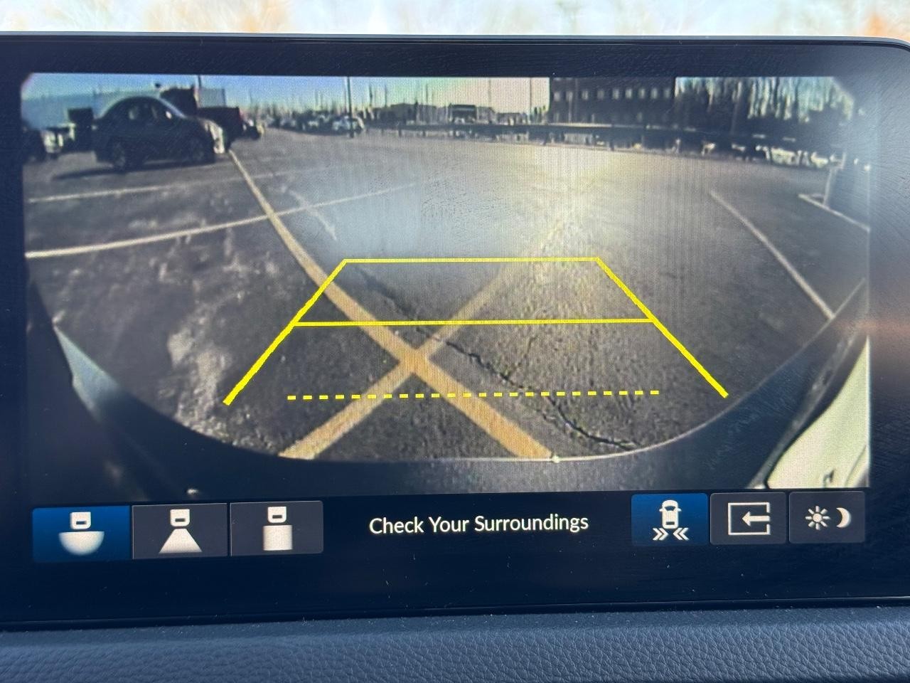 Honda Civic Sedan Hybrid Vehicle Full-screen Gallery Image 23