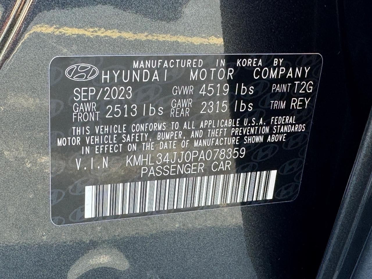 Hyundai Sonata Hybrid Vehicle Full-screen Gallery Image 28