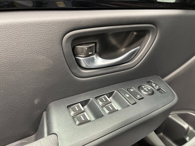 Honda Pilot Vehicle Full-screen Gallery Image 15