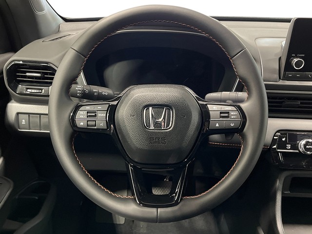 Honda Pilot Vehicle Full-screen Gallery Image 16