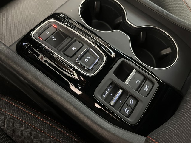 Honda Pilot Vehicle Full-screen Gallery Image 24