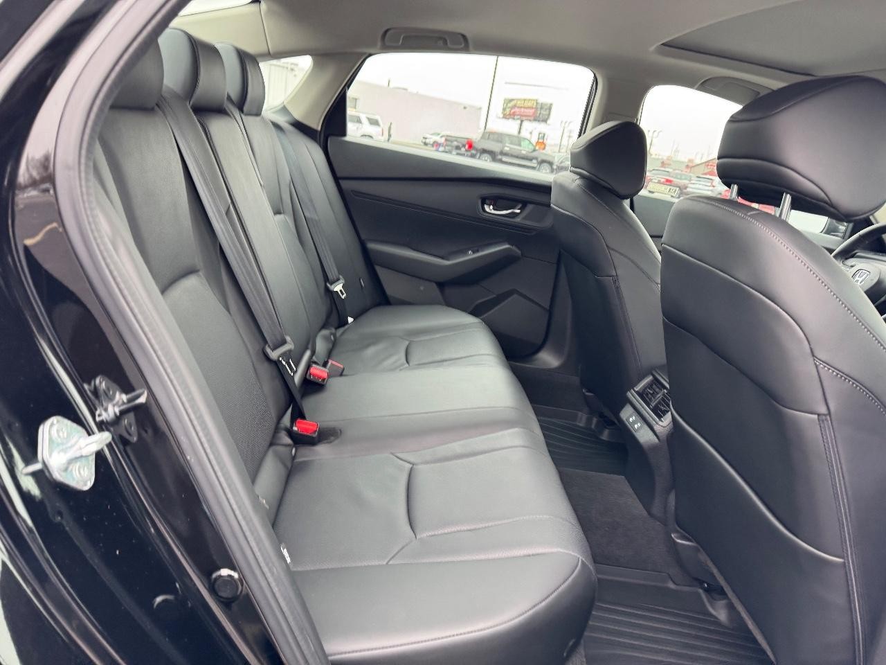 Honda Accord Hybrid Vehicle Full-screen Gallery Image 10