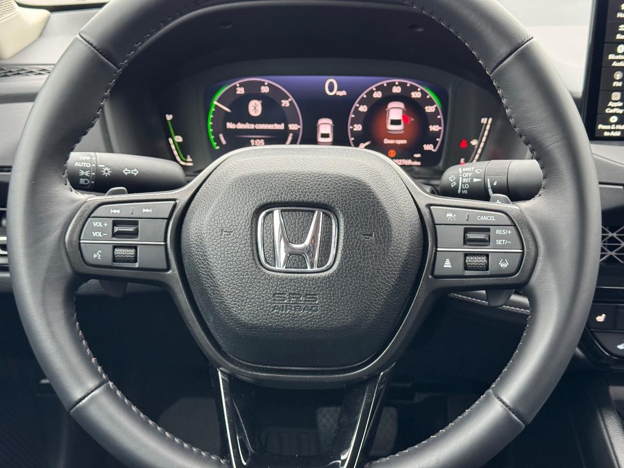 Honda Accord Hybrid Vehicle Full-screen Gallery Image 12