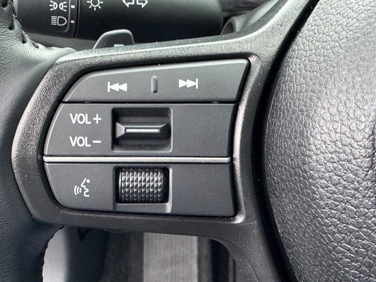 Honda Accord Hybrid Vehicle Full-screen Gallery Image 21