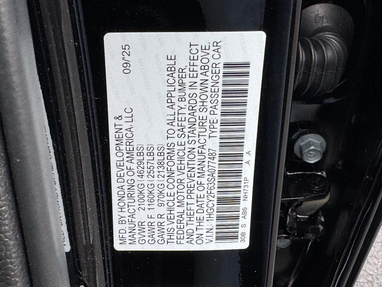 Honda Accord Hybrid Vehicle Full-screen Gallery Image 26