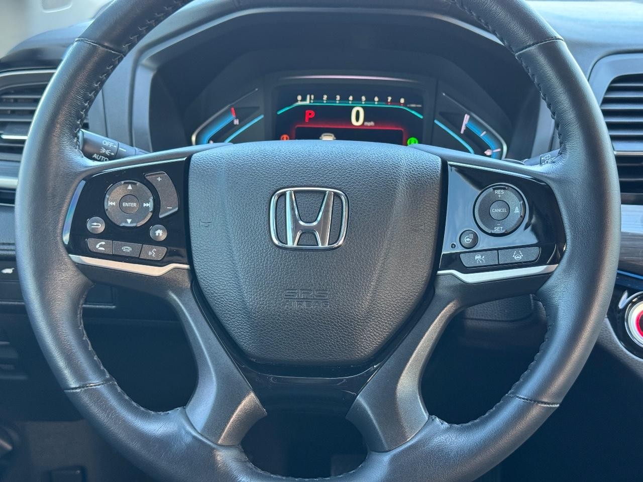 Honda Odyssey Vehicle Full-screen Gallery Image 13