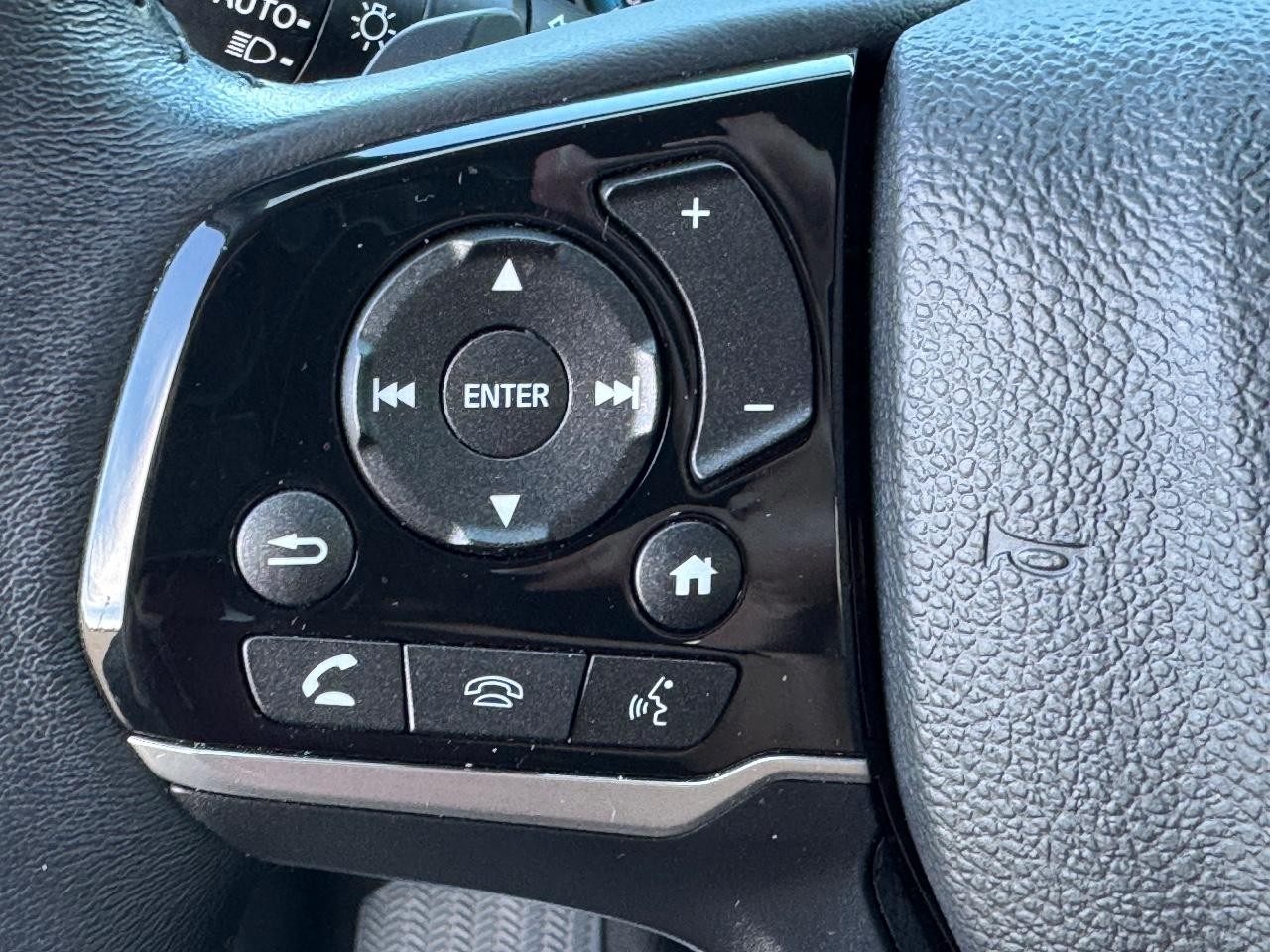 Honda Odyssey Vehicle Full-screen Gallery Image 22