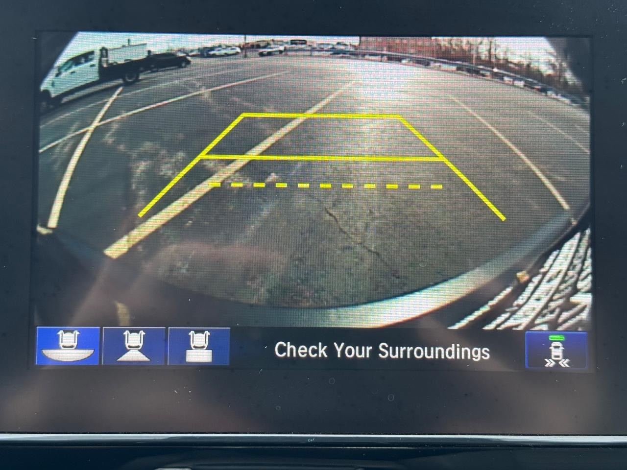 Honda CR-V Vehicle Full-screen Gallery Image 23