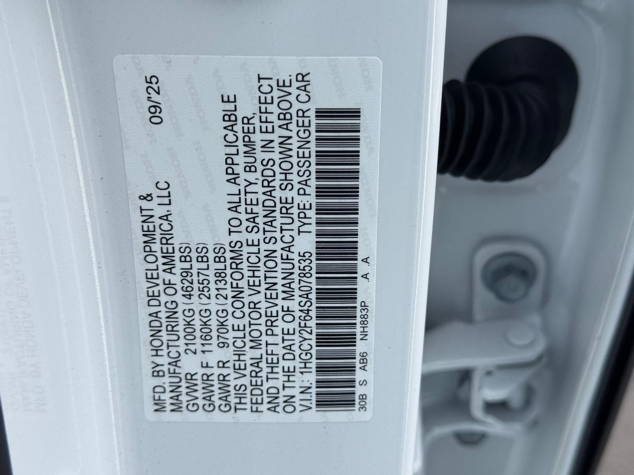 Honda Accord Hybrid Vehicle Full-screen Gallery Image 26