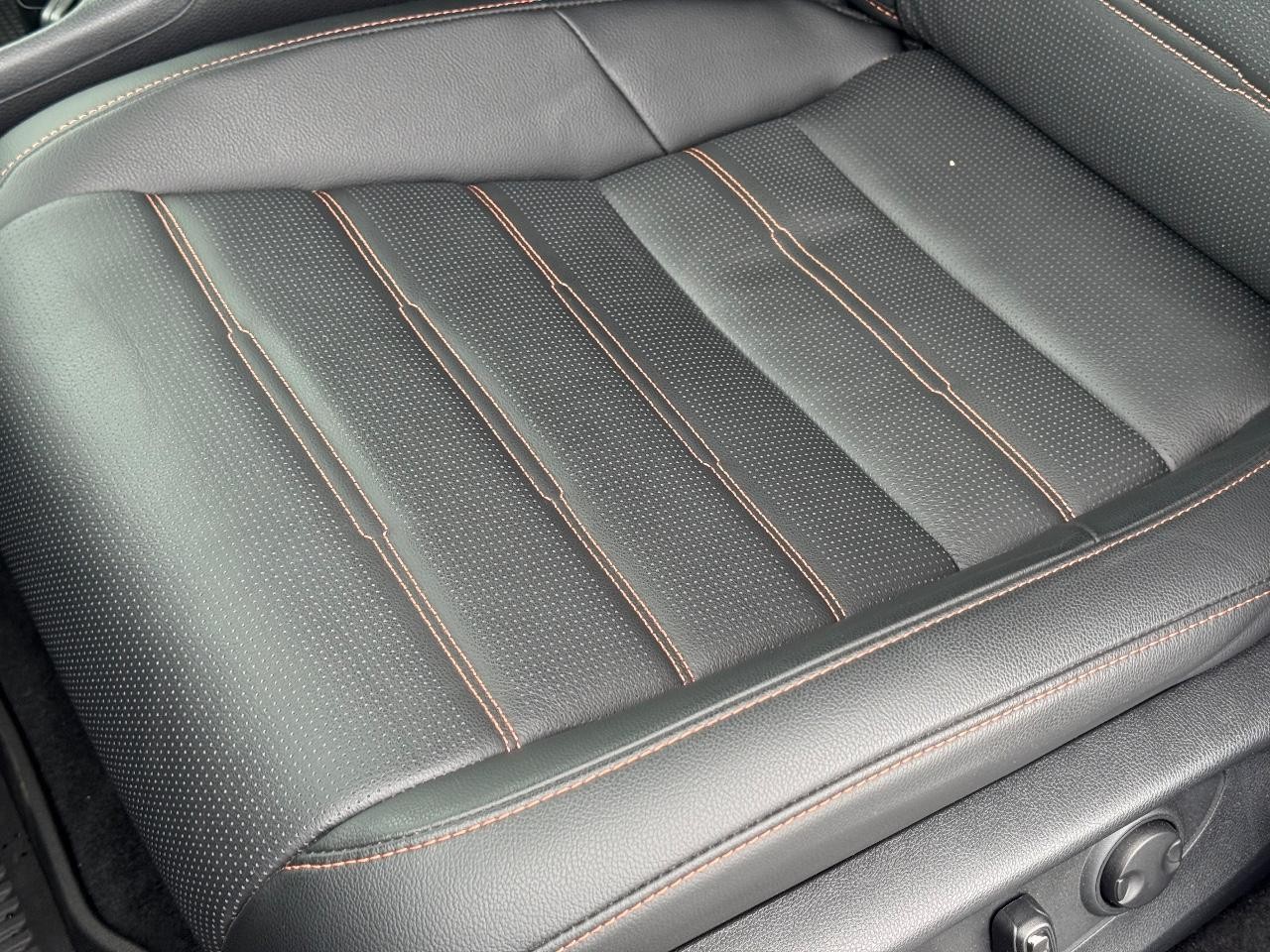 Honda CR-V Hybrid Vehicle Full-screen Gallery Image 26