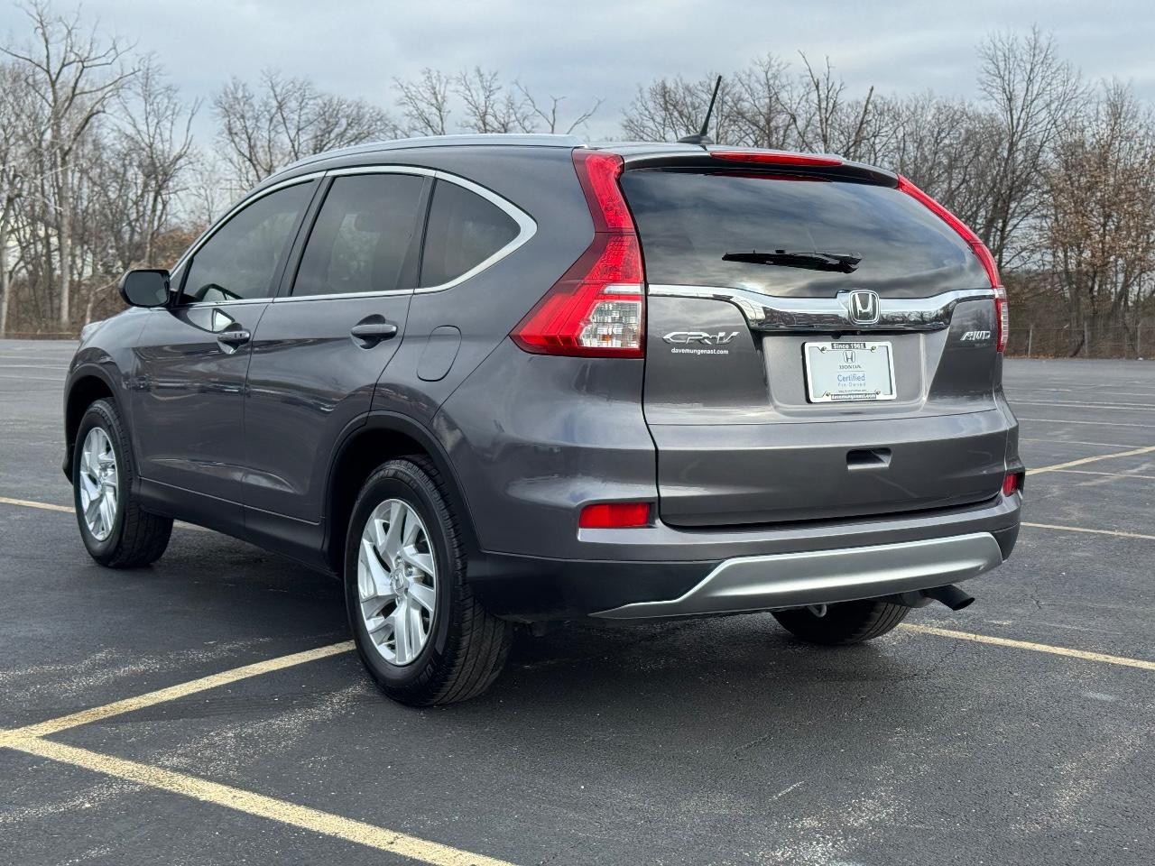 Honda CR-V Vehicle Full-screen Gallery Image 06