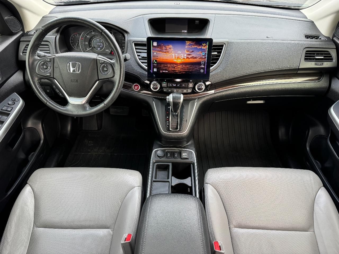 Honda CR-V Vehicle Full-screen Gallery Image 11