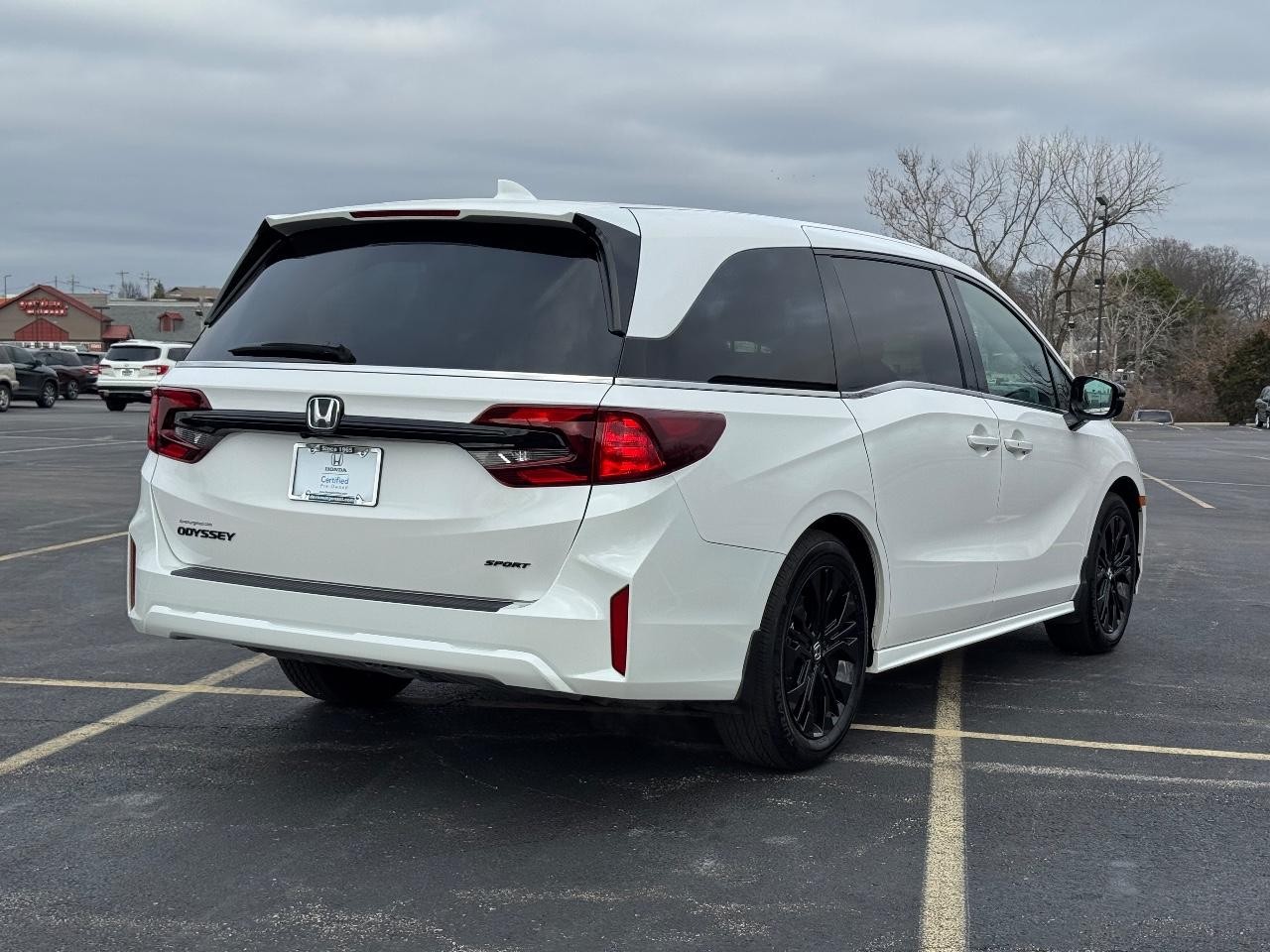 Honda Odyssey Vehicle Full-screen Gallery Image 03