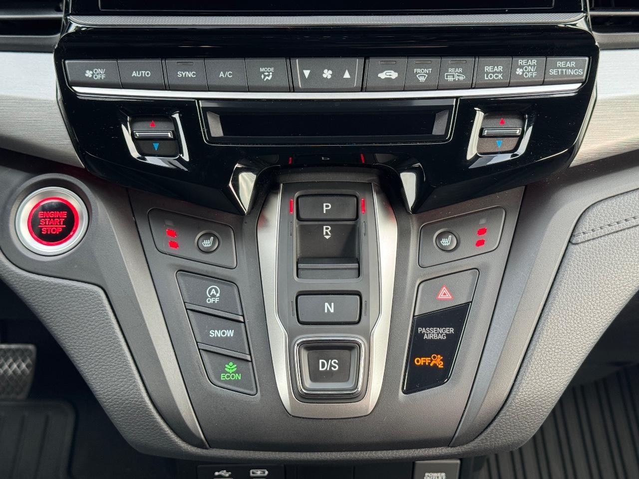 Honda Odyssey Vehicle Full-screen Gallery Image 15