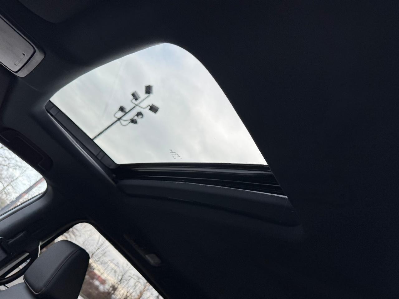 Honda Odyssey Vehicle Full-screen Gallery Image 19