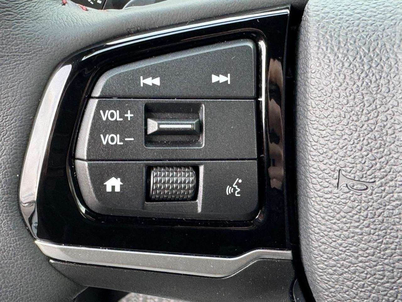 Honda Odyssey Vehicle Full-screen Gallery Image 21