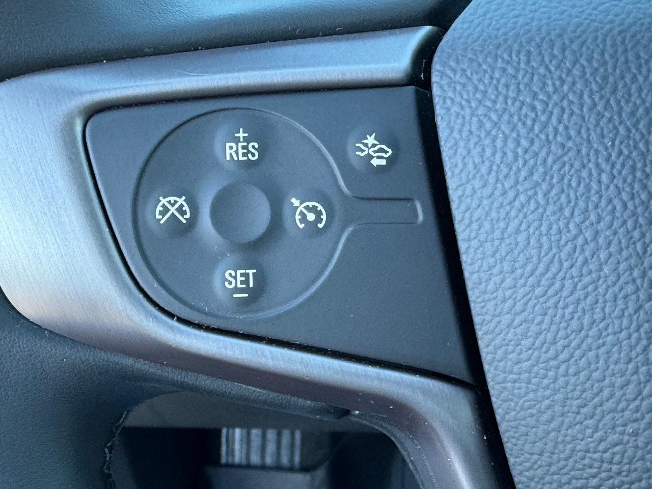 GMC Acadia Vehicle Full-screen Gallery Image 21