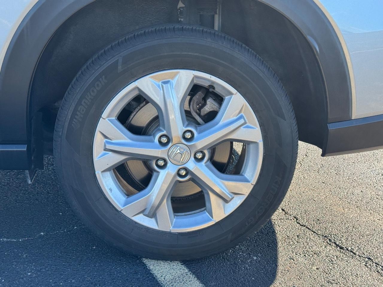 Honda HR-V Vehicle Full-screen Gallery Image 07