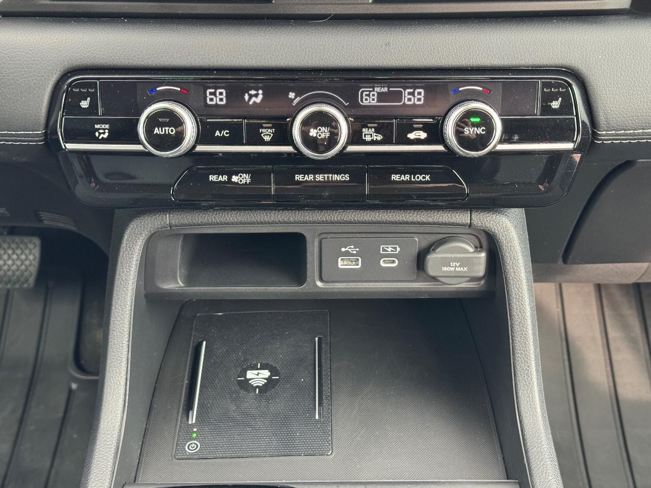 Honda Pilot Vehicle Full-screen Gallery Image 15