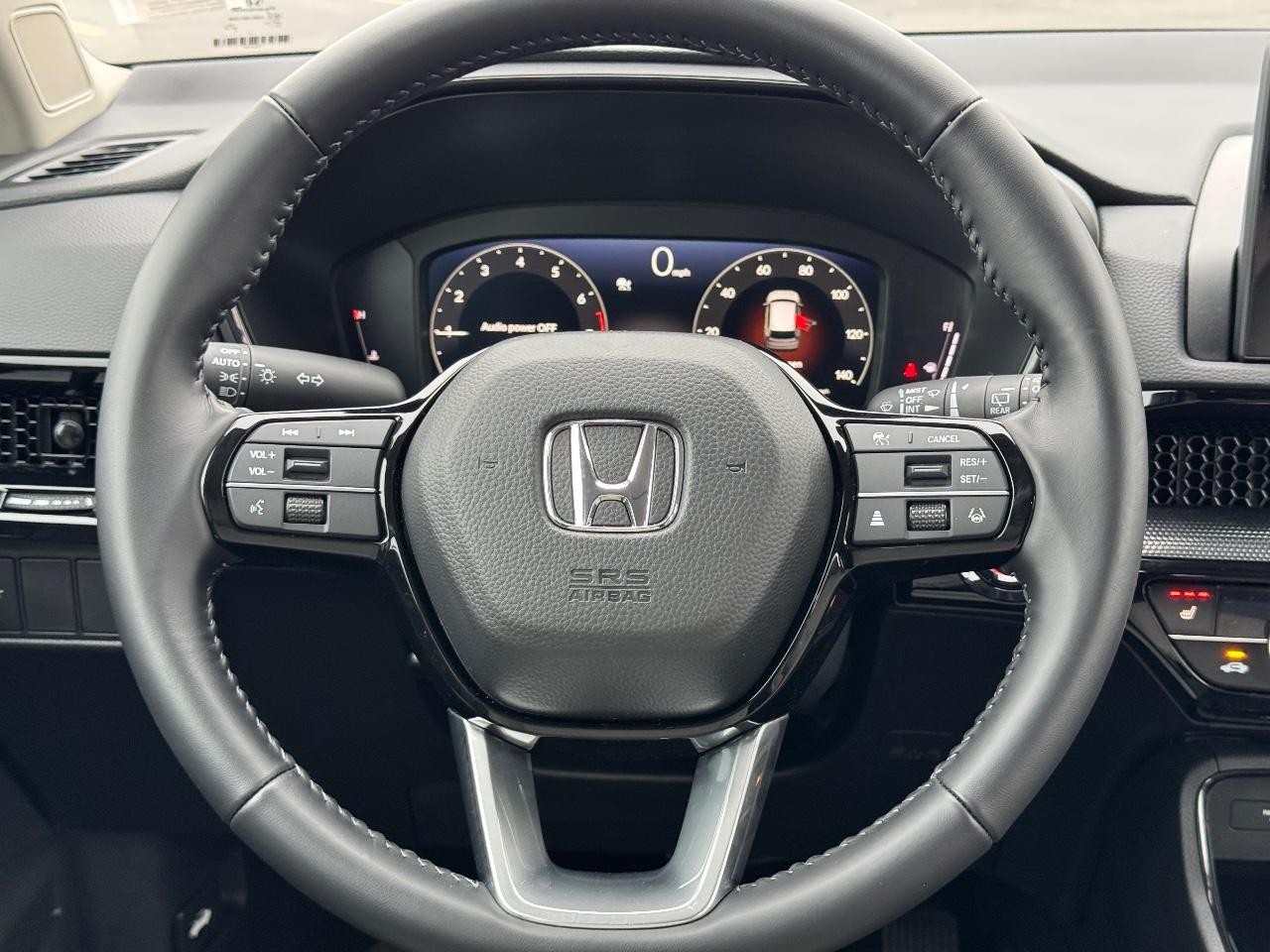 Honda CR-V Vehicle Full-screen Gallery Image 12