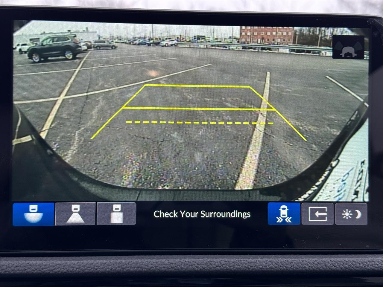 Honda CR-V Vehicle Full-screen Gallery Image 24