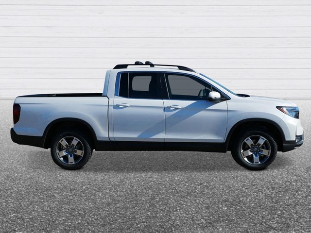 Honda Ridgeline Vehicle Full-screen Gallery Image 06