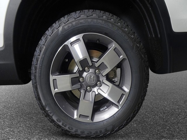 Honda Ridgeline Vehicle Full-screen Gallery Image 09