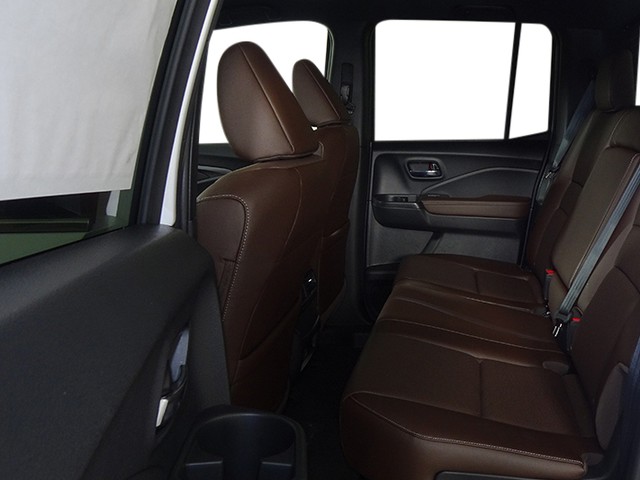 Honda Ridgeline Vehicle Full-screen Gallery Image 25