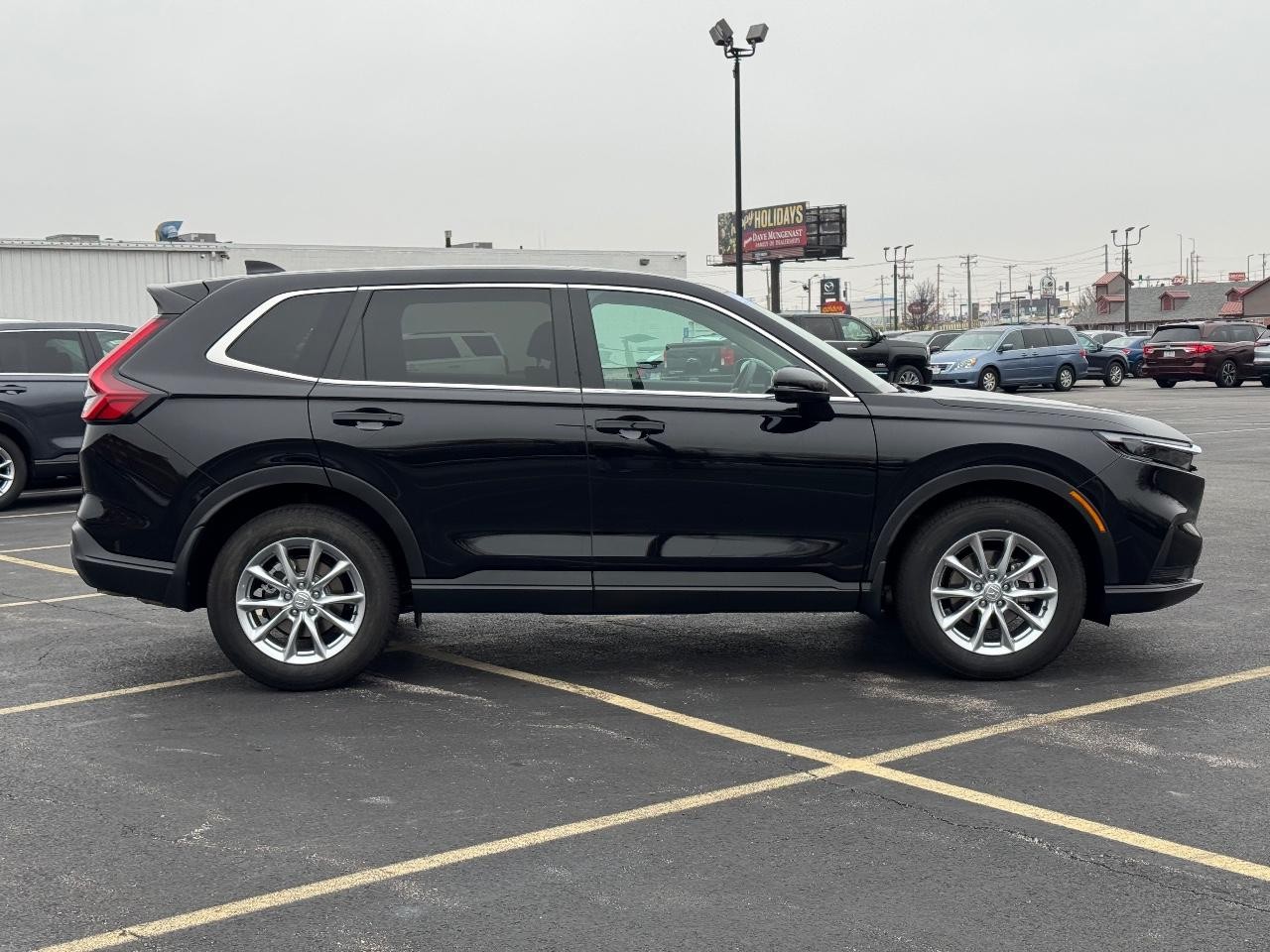 Honda CR-V Vehicle Full-screen Gallery Image 02