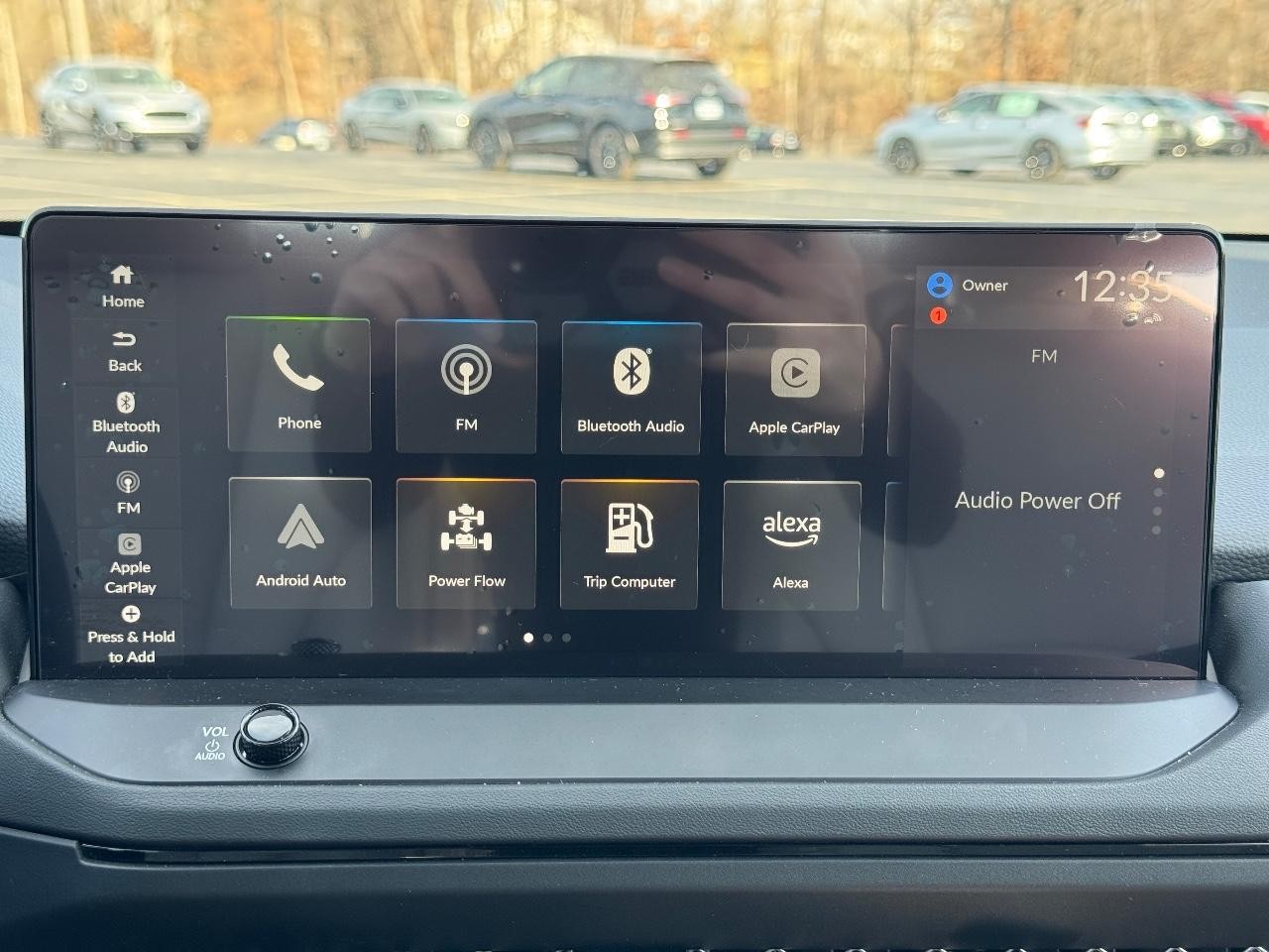 Honda Accord Hybrid Vehicle Full-screen Gallery Image 13