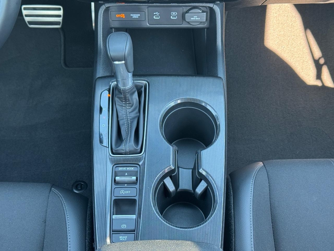 Honda Civic Sedan Vehicle Full-screen Gallery Image 15