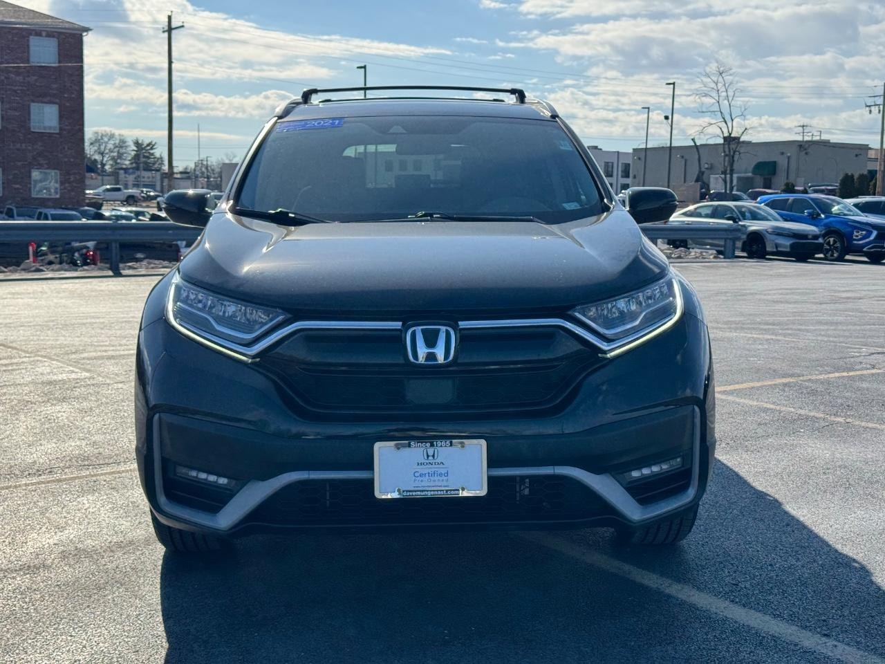 Honda CR-V Hybrid Vehicle Full-screen Gallery Image 09