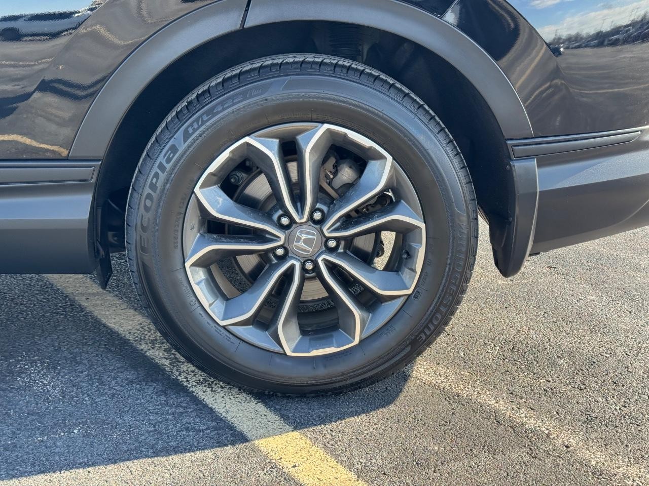 Honda CR-V Hybrid Vehicle Full-screen Gallery Image 27