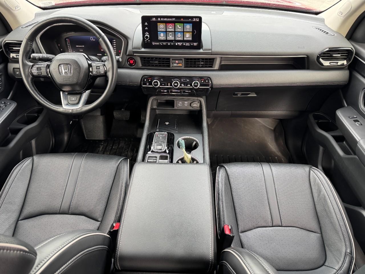 Honda Pilot Vehicle Full-screen Gallery Image 11