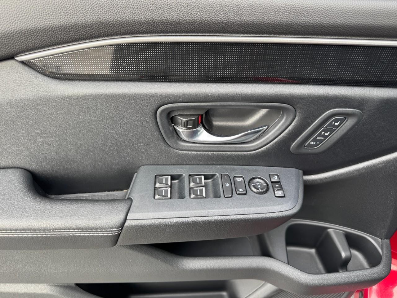 Honda Pilot Vehicle Full-screen Gallery Image 19