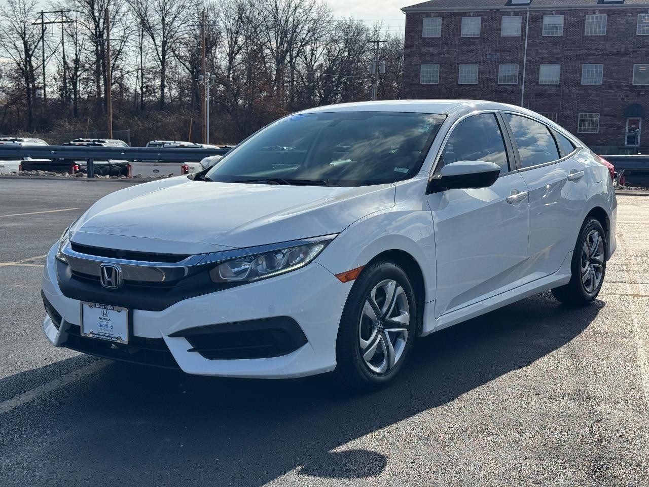 Honda Civic Sedan Vehicle Full-screen Gallery Image 08