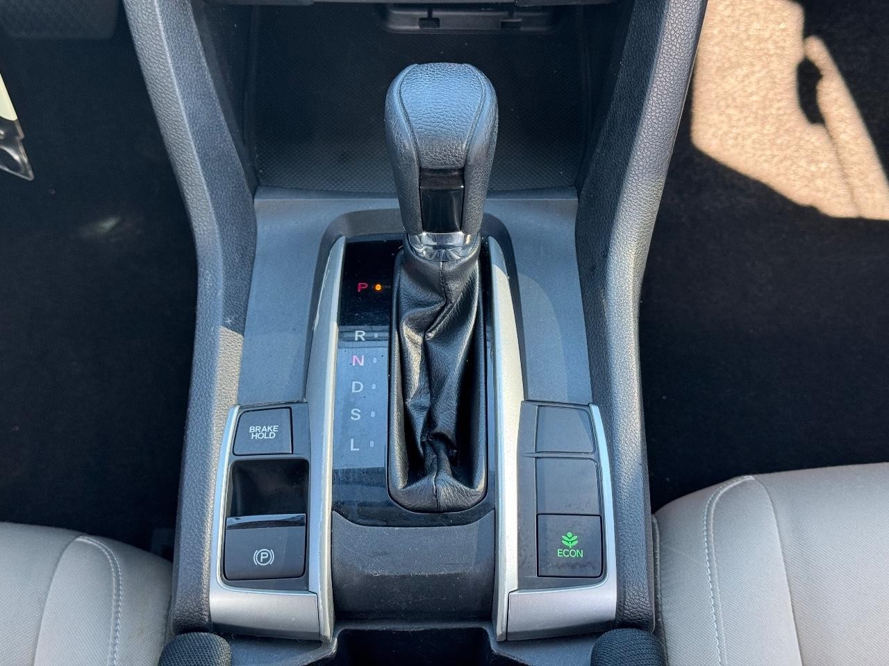 Honda Civic Sedan Vehicle Full-screen Gallery Image 14