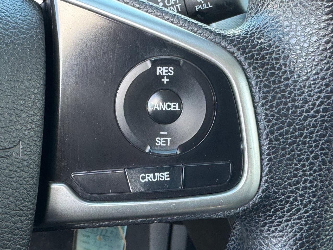 Honda Civic Sedan Vehicle Full-screen Gallery Image 19