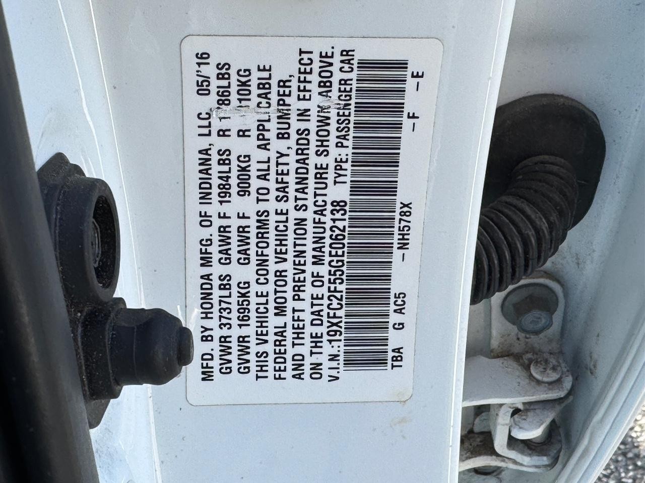 Honda Civic Sedan Vehicle Full-screen Gallery Image 24