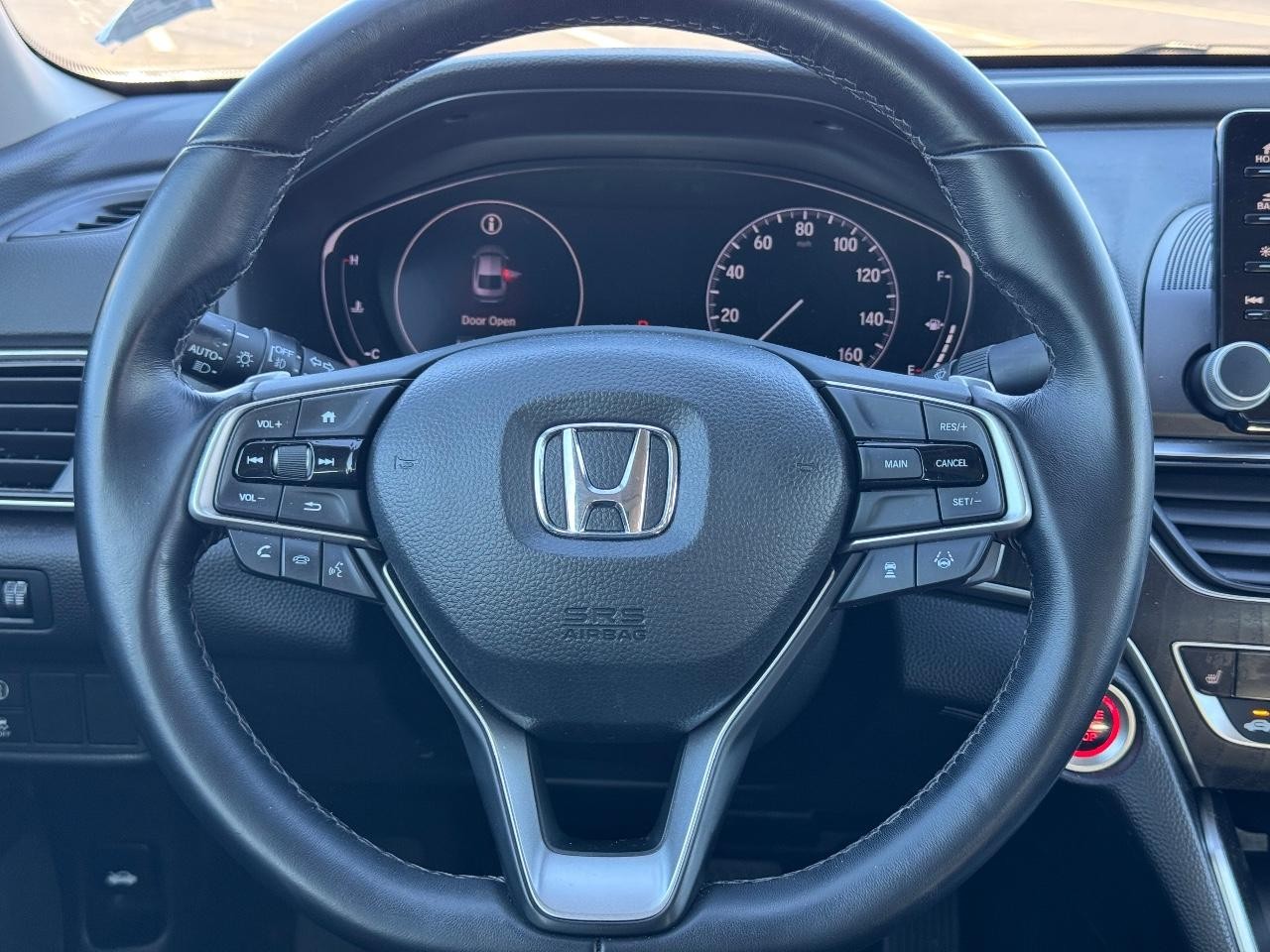 Honda Accord Sedan Vehicle Full-screen Gallery Image 12