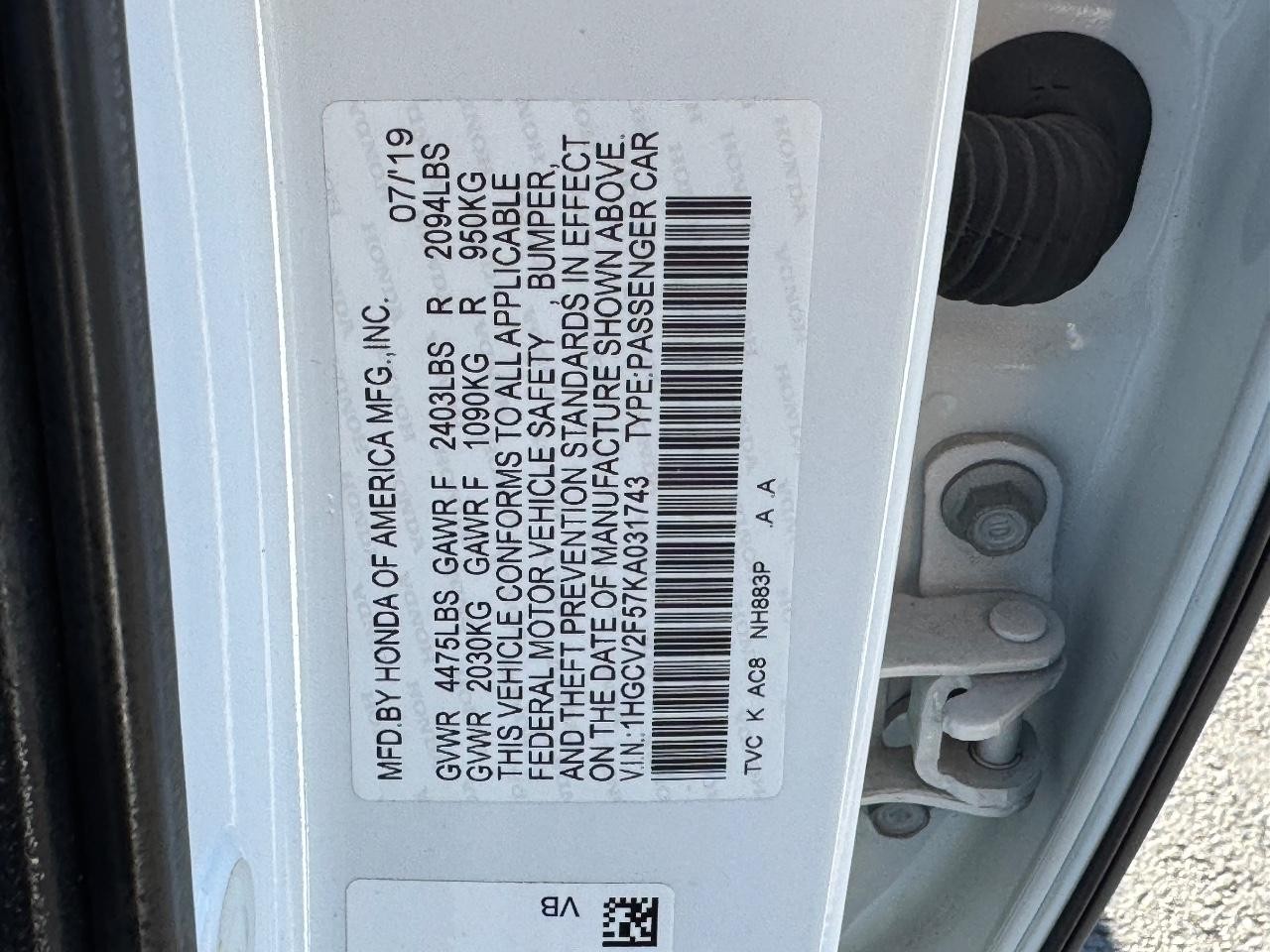 Honda Accord Sedan Vehicle Full-screen Gallery Image 27