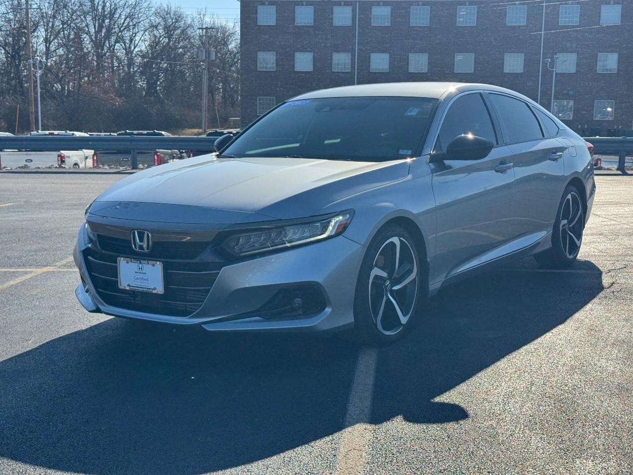 Honda Accord Sedan Vehicle Full-screen Gallery Image 08