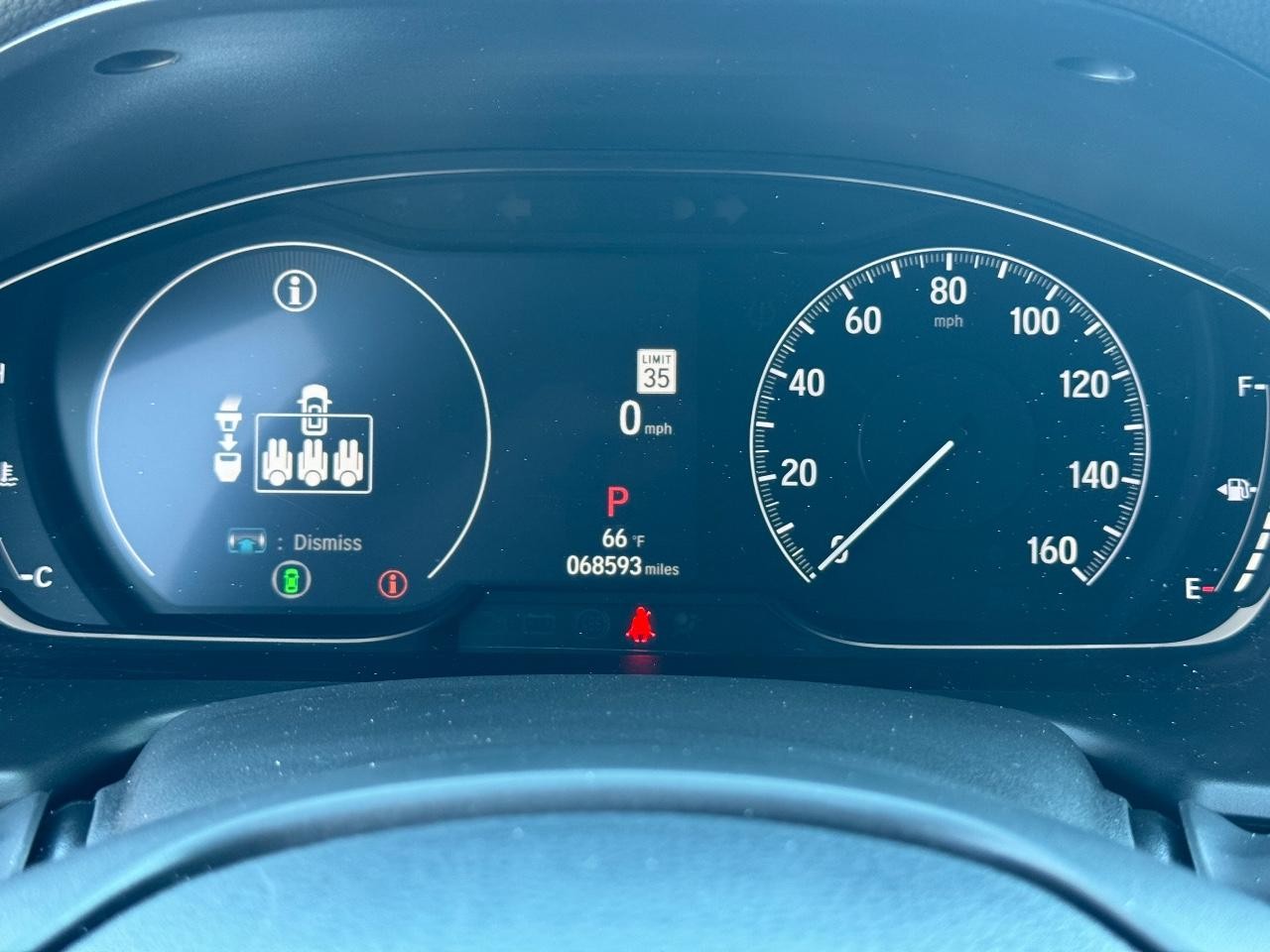 Honda Accord Sedan Vehicle Full-screen Gallery Image 19