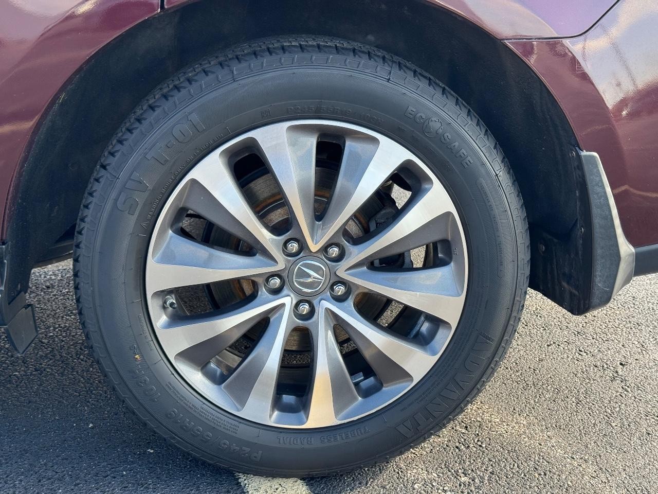 Acura MDX Vehicle Full-screen Gallery Image 07